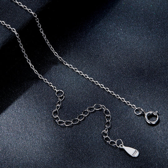 Photo of {{ product.title | truncate: 80, '' | escape }}