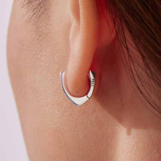 Photo of {{ product.title | truncate: 80, '' | escape }}
