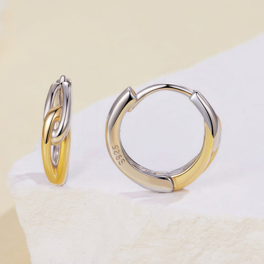 Photo of {{ product.title | truncate: 80, '' | escape }}