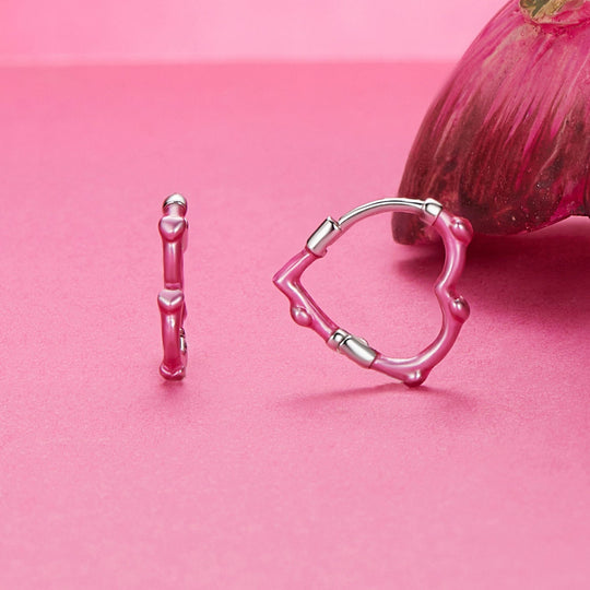 Photo of {{ product.title | truncate: 80, '' | escape }}