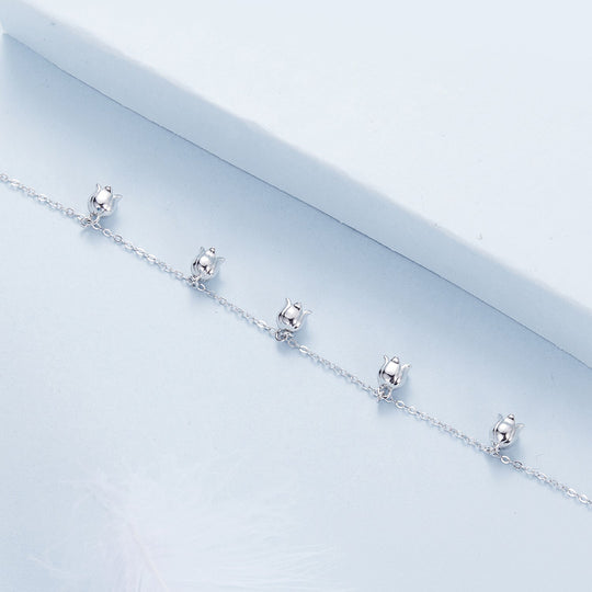 Photo of {{ product.title | truncate: 80, '' | escape }}
