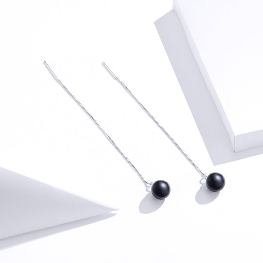 Photo of {{ product.title | truncate: 80, '' | escape }}