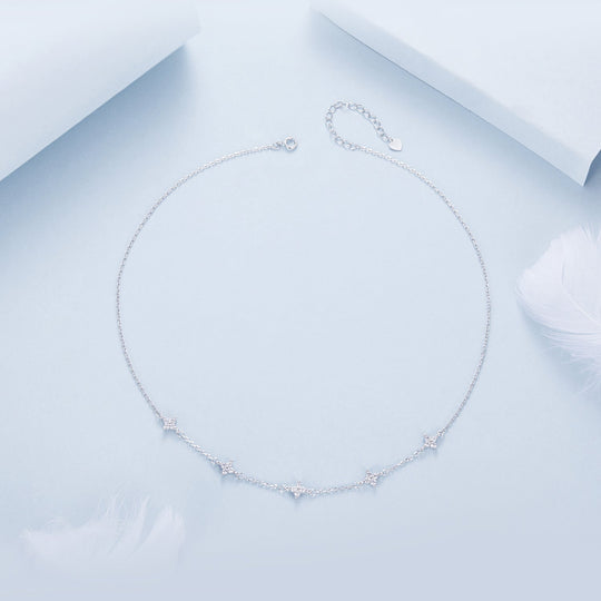 Photo of {{ product.title | truncate: 80, '' | escape }}