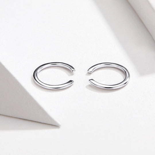 Photo of {{ product.title | truncate: 80, '' | escape }}