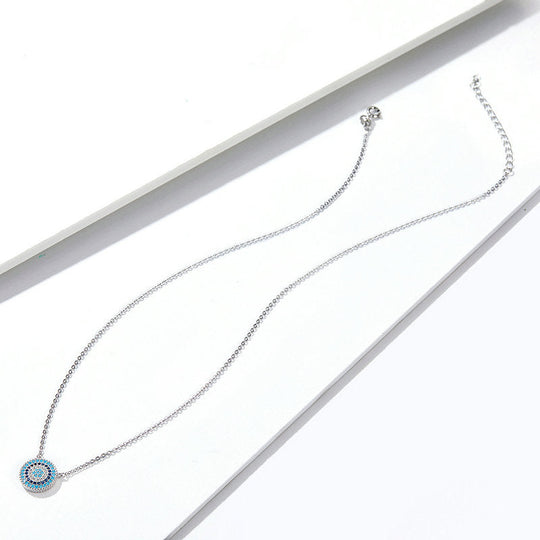 Photo of {{ product.title | truncate: 80, '' | escape }}