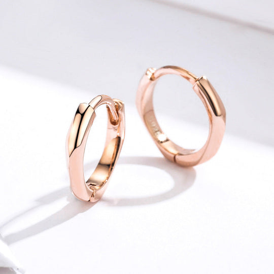 Photo of {{ product.title | truncate: 80, '' | escape }}