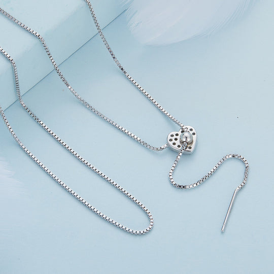Photo of {{ product.title | truncate: 80, '' | escape }}