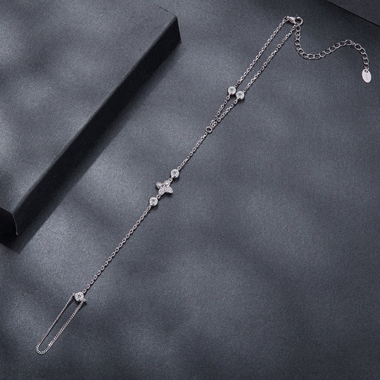 Photo of {{ product.title | truncate: 80, '' | escape }}