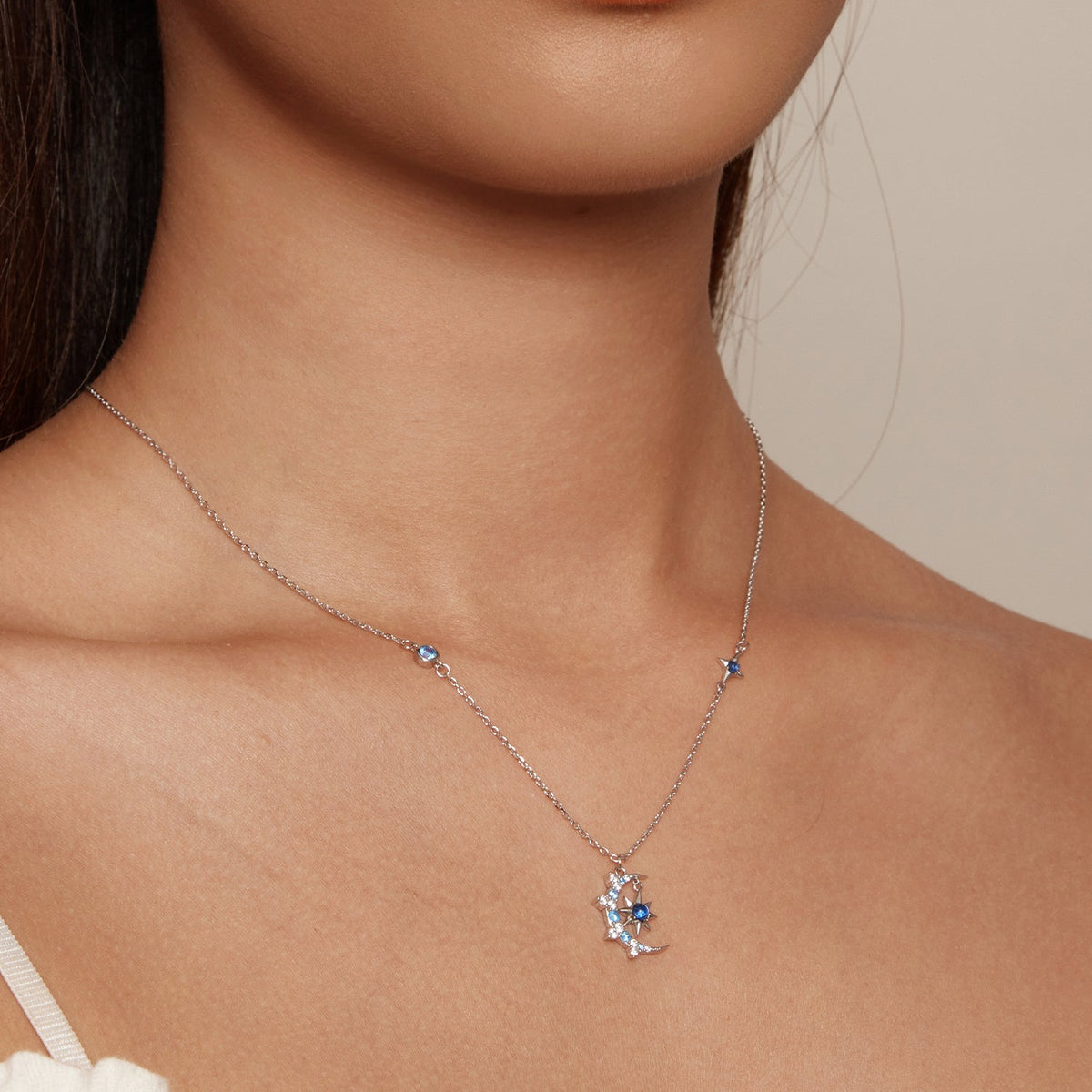 925 Sterling Silver Necklace with Pavé Setting CZ and Spinel Pendant - imagen 6 de 7