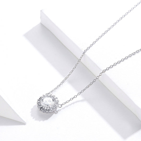 Photo of {{ product.title | truncate: 80, '' | escape }}
