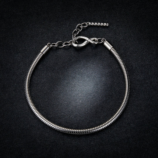 Photo of {{ product.title | truncate: 80, '' | escape }}