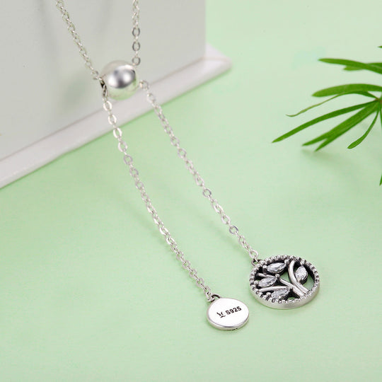 Photo of {{ product.title | truncate: 80, '' | escape }}