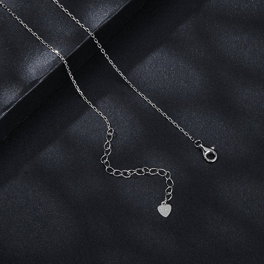 Photo of {{ product.title | truncate: 80, '' | escape }}