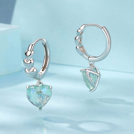 Photo of {{ product.title | truncate: 80, '' | escape }}