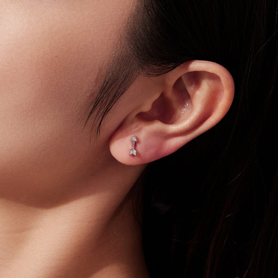 Photo of {{ product.title | truncate: 80, '' | escape }}