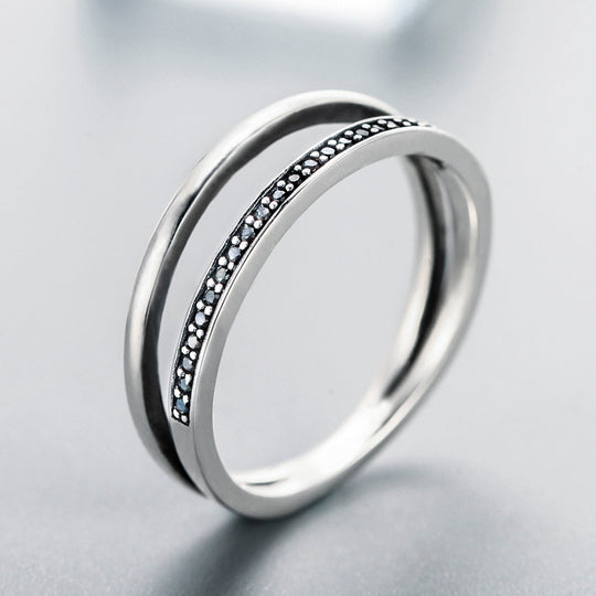Photo of {{ product.title | truncate: 80, '' | escape }}