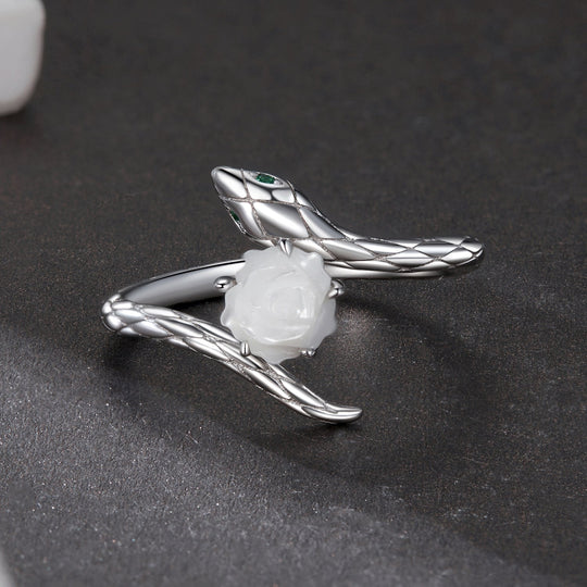 Photo of {{ product.title | truncate: 80, '' | escape }}