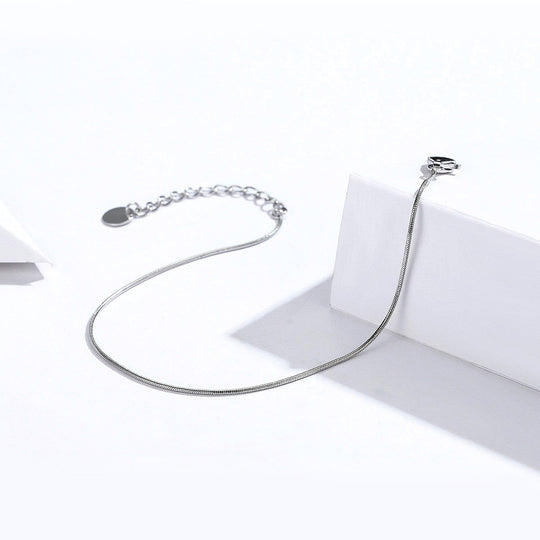Photo of {{ product.title | truncate: 80, '' | escape }}