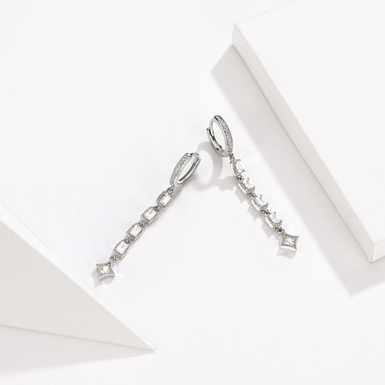 Photo of {{ product.title | truncate: 80, '' | escape }}