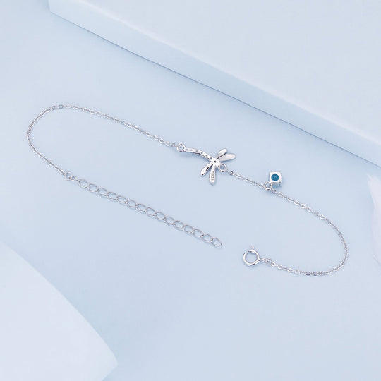 Photo of {{ product.title | truncate: 80, '' | escape }}
