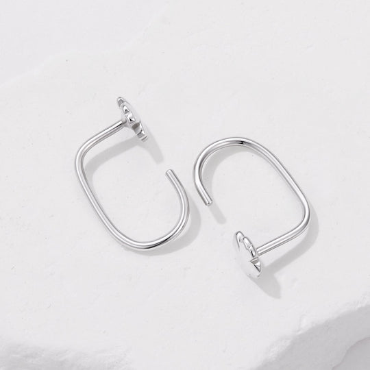 Photo of {{ product.title | truncate: 80, '' | escape }}