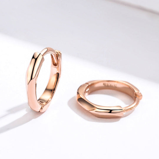 Photo of {{ product.title | truncate: 80, '' | escape }}
