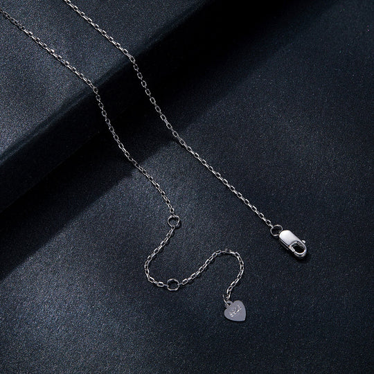 Photo of {{ product.title | truncate: 80, '' | escape }}