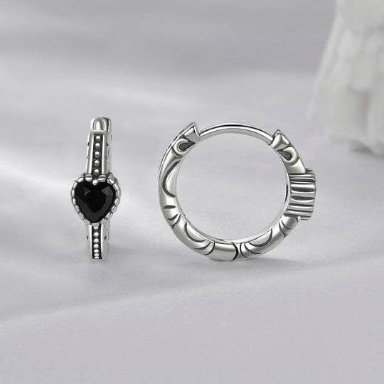 Photo of {{ product.title | truncate: 80, '' | escape }}