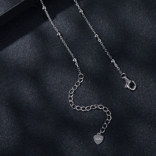 Photo of {{ product.title | truncate: 80, '' | escape }}