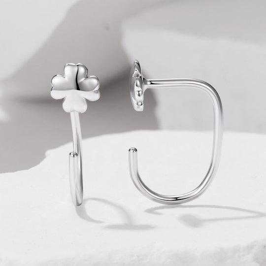 Photo of {{ product.title | truncate: 80, '' | escape }}
