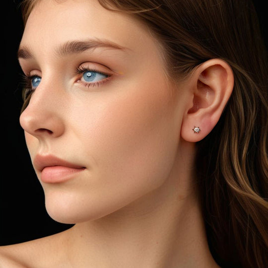 Photo of {{ product.title | truncate: 80, '' | escape }}