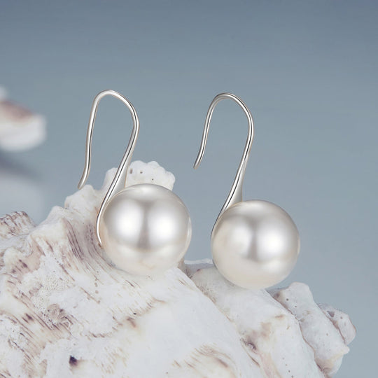 Photo of {{ product.title | truncate: 80, '' | escape }}