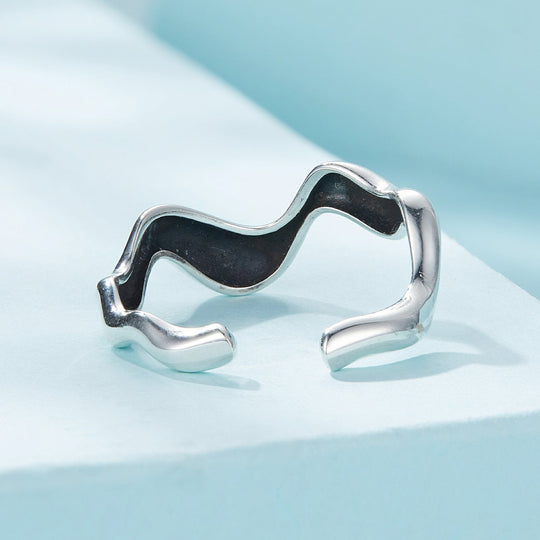 Photo of {{ product.title | truncate: 80, '' | escape }}