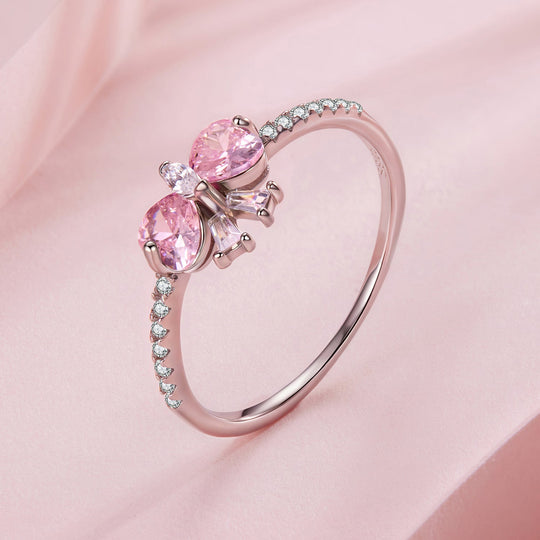 Photo of {{ product.title | truncate: 80, '' | escape }}
