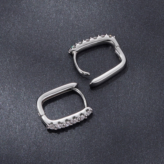 Photo of {{ product.title | truncate: 80, '' | escape }}