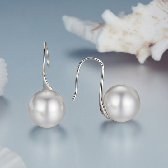 Photo of {{ product.title | truncate: 80, '' | escape }}