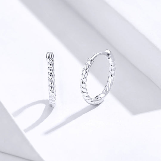 Photo of {{ product.title | truncate: 80, '' | escape }}