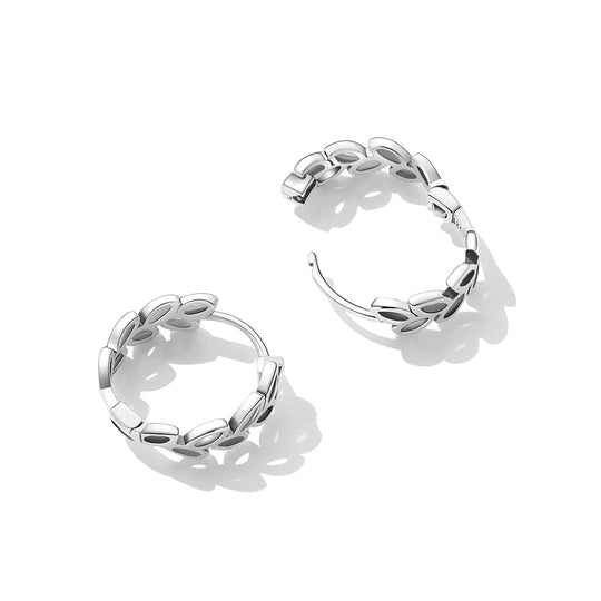 Photo of {{ product.title | truncate: 80, '' | escape }}