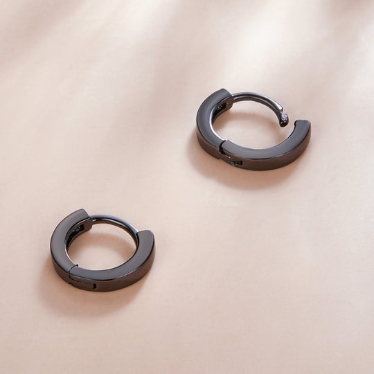 Photo of {{ product.title | truncate: 80, '' | escape }}