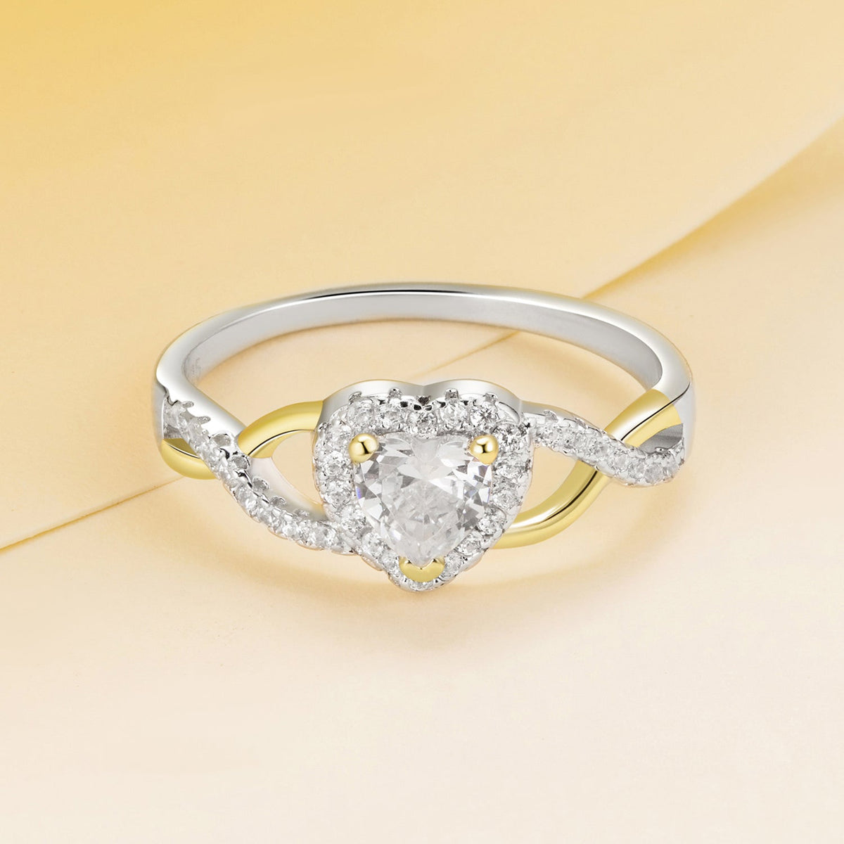 Anillo de circonita cúbica de plata de ley 925 y oro blanco chapado de 1,7 mm, talla 7.0, para mujer