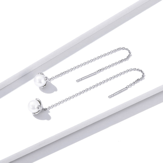 Photo of {{ product.title | truncate: 80, '' | escape }}
