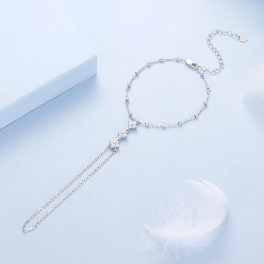 Photo of {{ product.title | truncate: 80, '' | escape }}