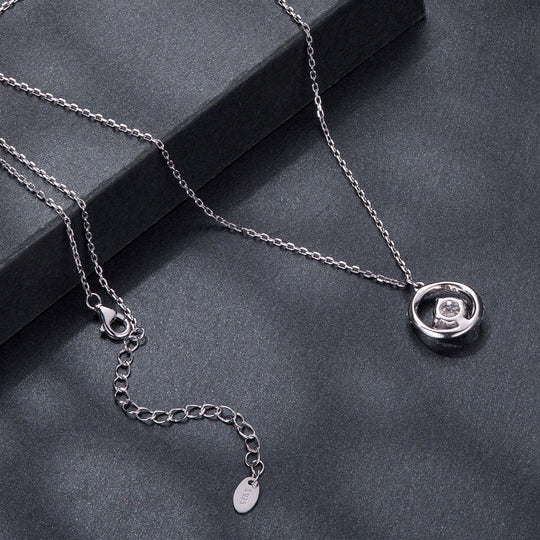 Photo of {{ product.title | truncate: 80, '' | escape }}