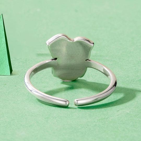 Photo of {{ product.title | truncate: 80, '' | escape }}