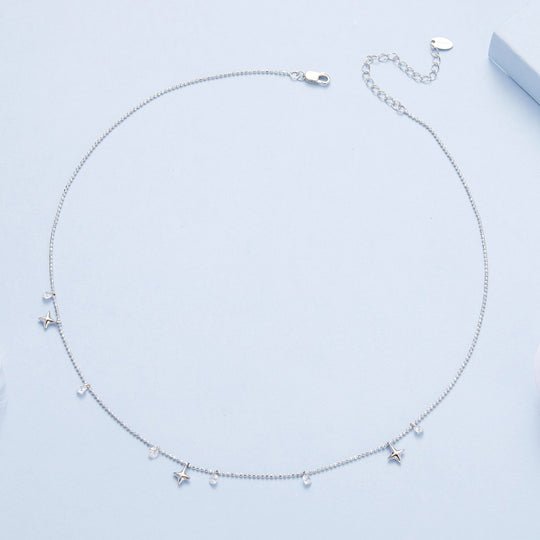 Photo of {{ product.title | truncate: 80, '' | escape }}