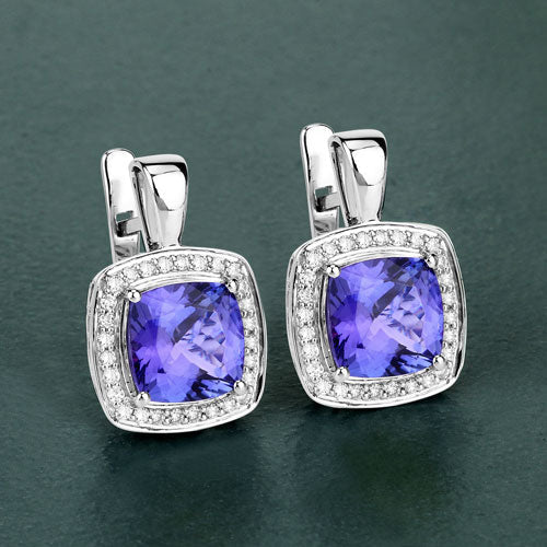 Photo of {{ product.title | truncate: 80, '' | escape }}