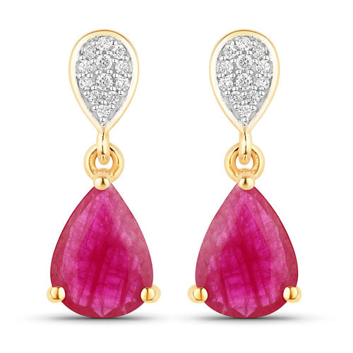 Pendientes de Oro Amarillo de 10K con Rubí Genuino de 2.46 Quilates y Diamantes Blancos