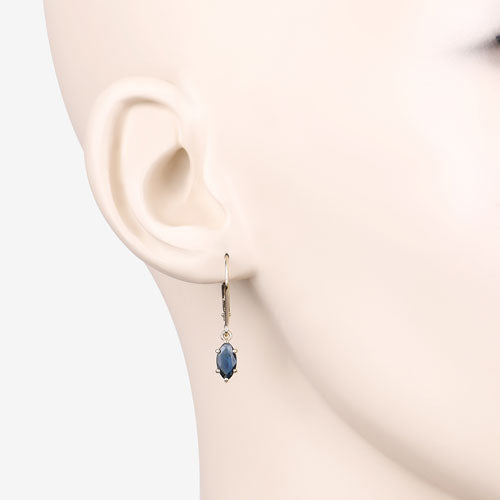 Photo of {{ product.title | truncate: 80, '' | escape }}