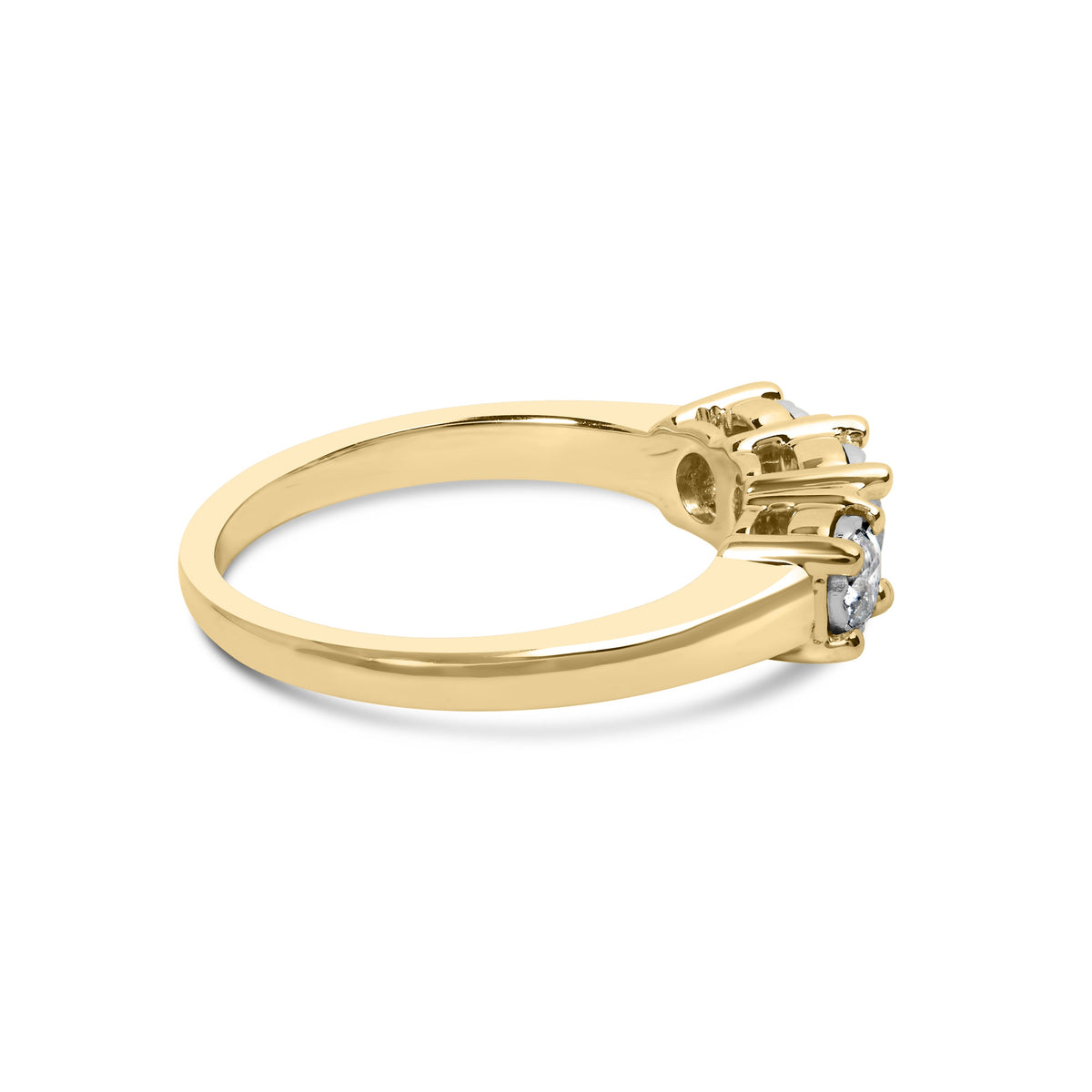 Anillo de Oro Amarillo de 10K con 1/2 Cttw de Diamantes Redondos Engaste Ilusión Tres Piedras en Montura Milagrosa (Color I-J, Claridad I2-I3) - Talla 7