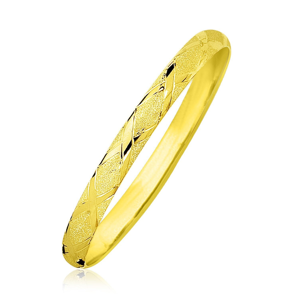 Pulsera esbelta de oro amarillo de 10k con diseño de diamantes y textura